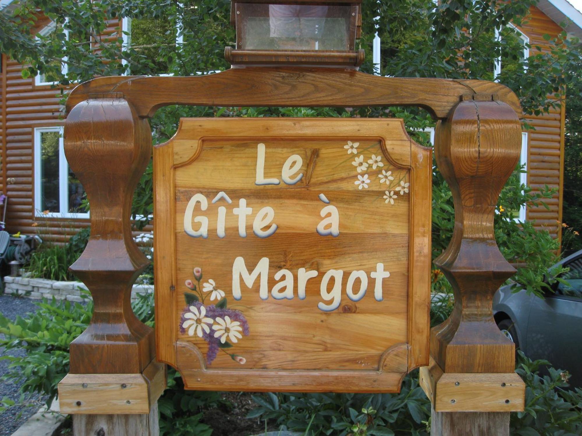 Le Gite A Margot 브로몽 외부 사진